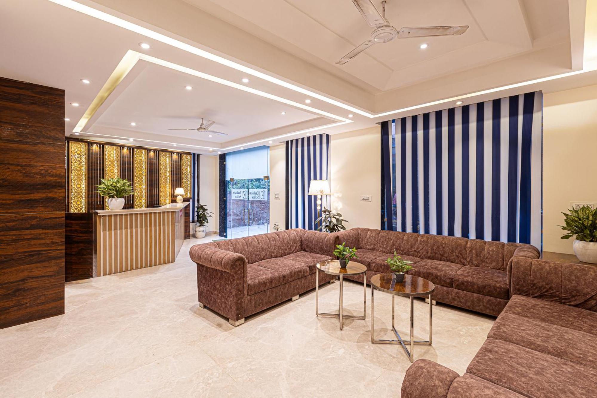 Hotel Emblem Suites Neu-Delhi Exterior foto